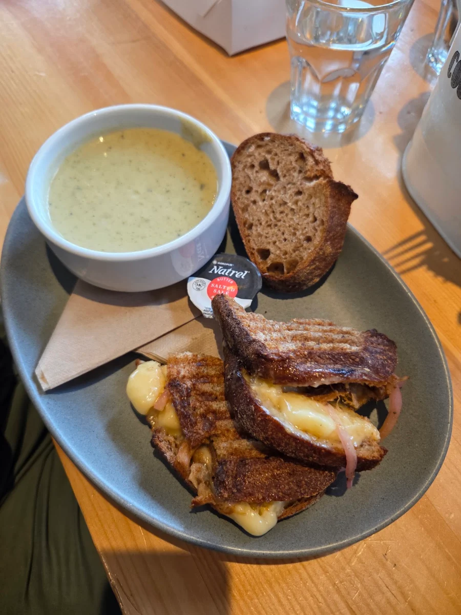 Food & drink, Pains D'exclamation