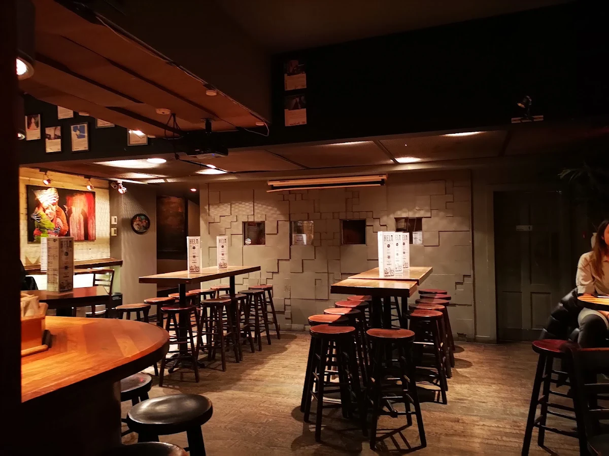 Vibe, HELM - Microbrasserie sur Bernard