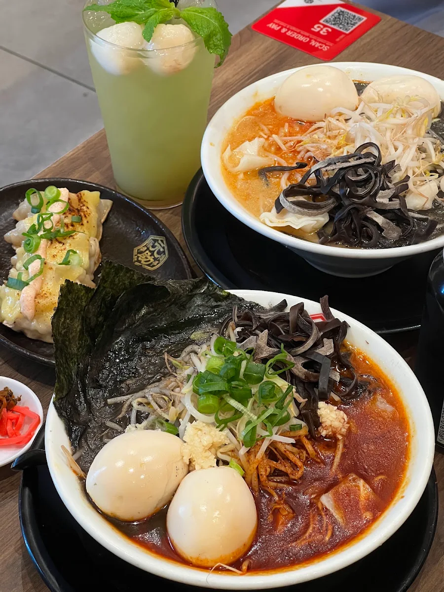 Food & drink, Hakata Gensuke Regent Place - Ramen Professional