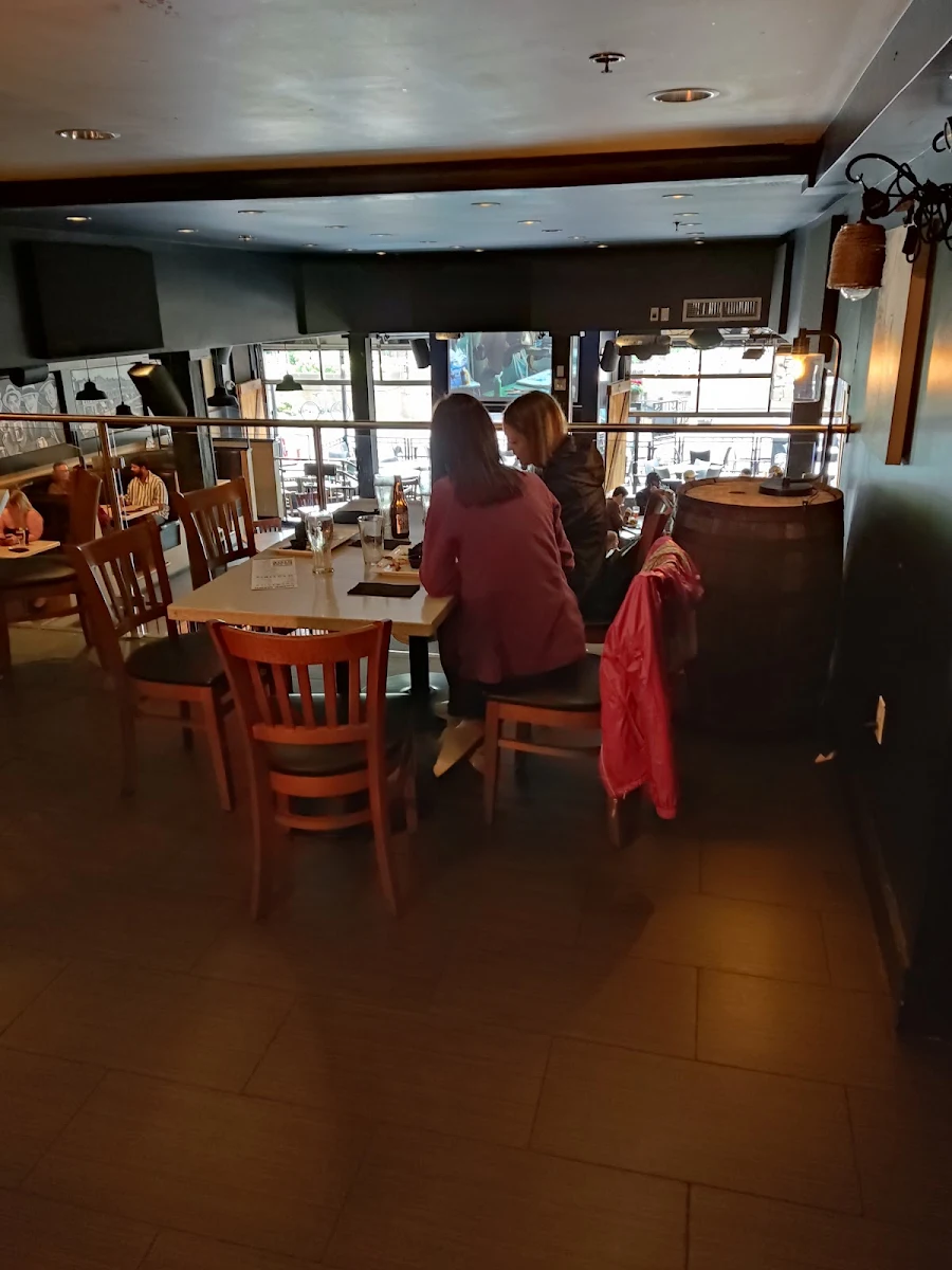 Vibe, John Brown Richmond Street Grille