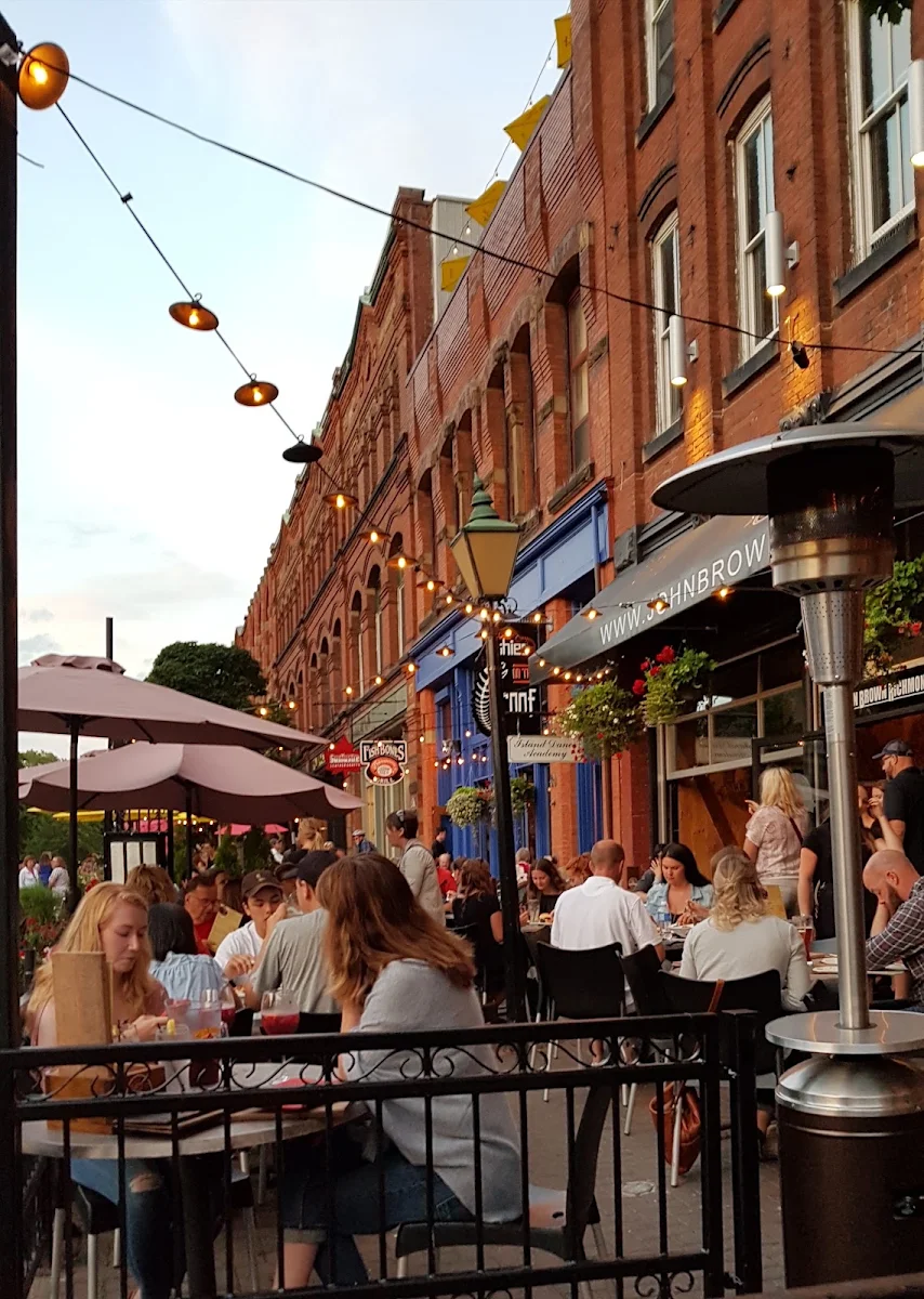 Vibe, John Brown Richmond Street Grille