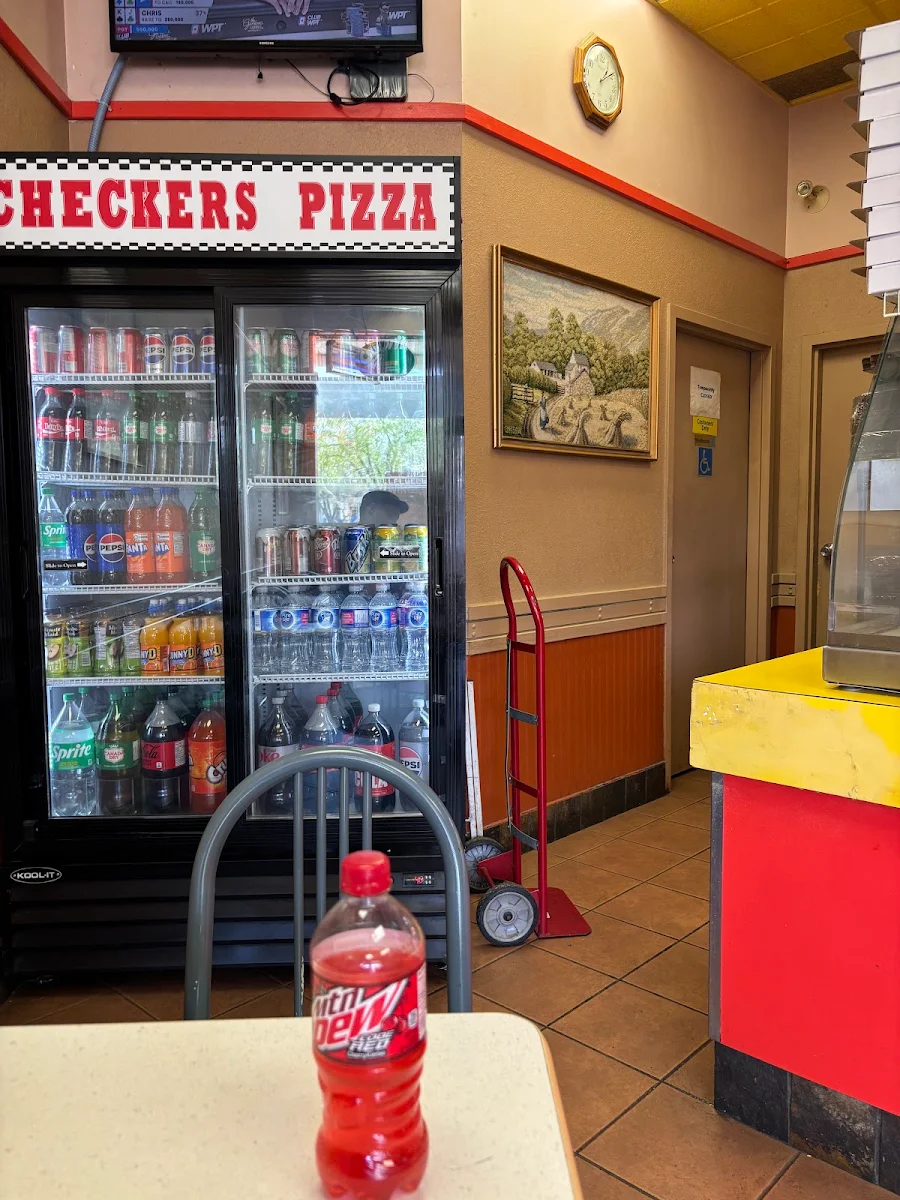 Vibe, Checkers Pizza & Kabab (Whyte Ave. Branch)
