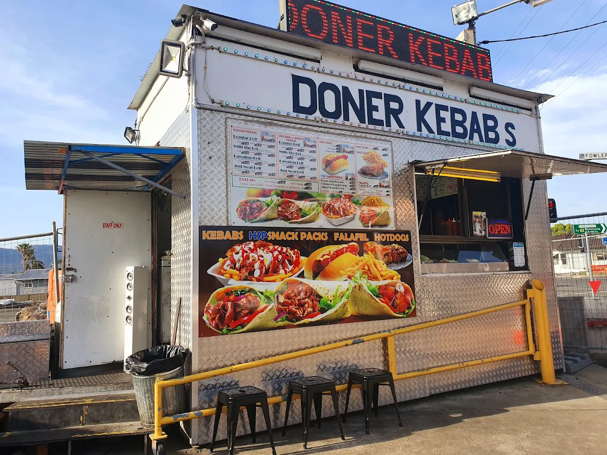 Menu, Fresh Cut Kebab Van Dapto