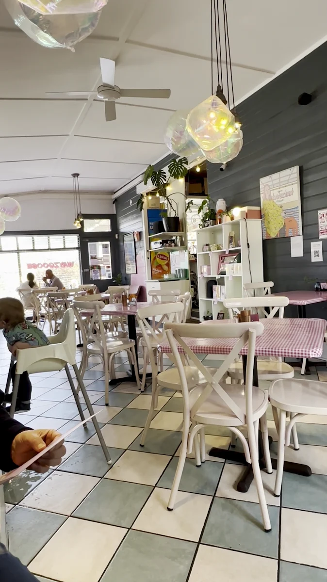 Vibe, The Wayzgoose Diner