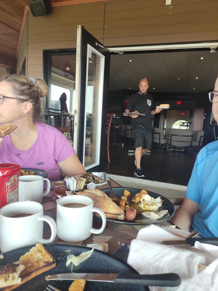 Food & drink, La Cache du Golf