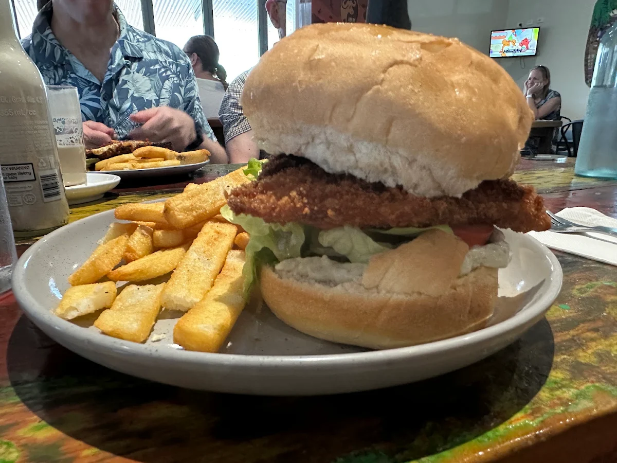Food & drink, Berry Springs Tavern