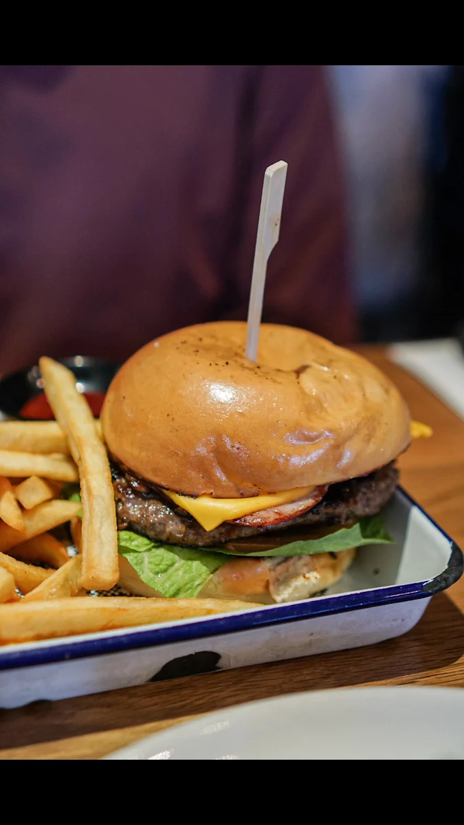 Food & drink, The Last Piece