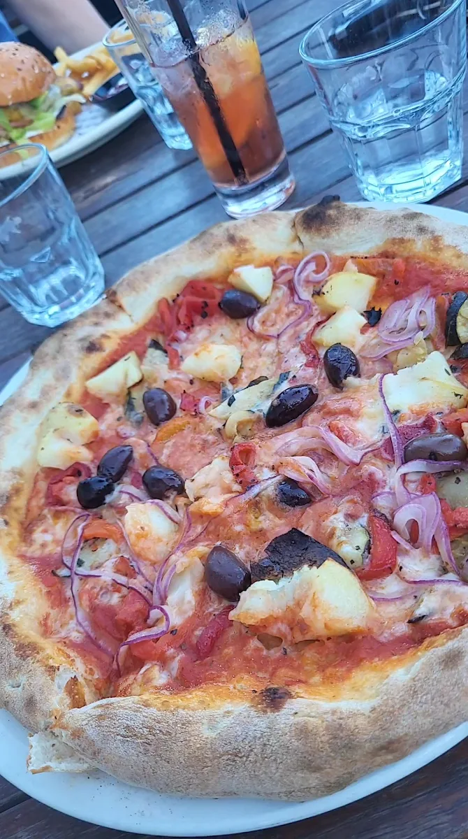 Food & drink, The Last Piece