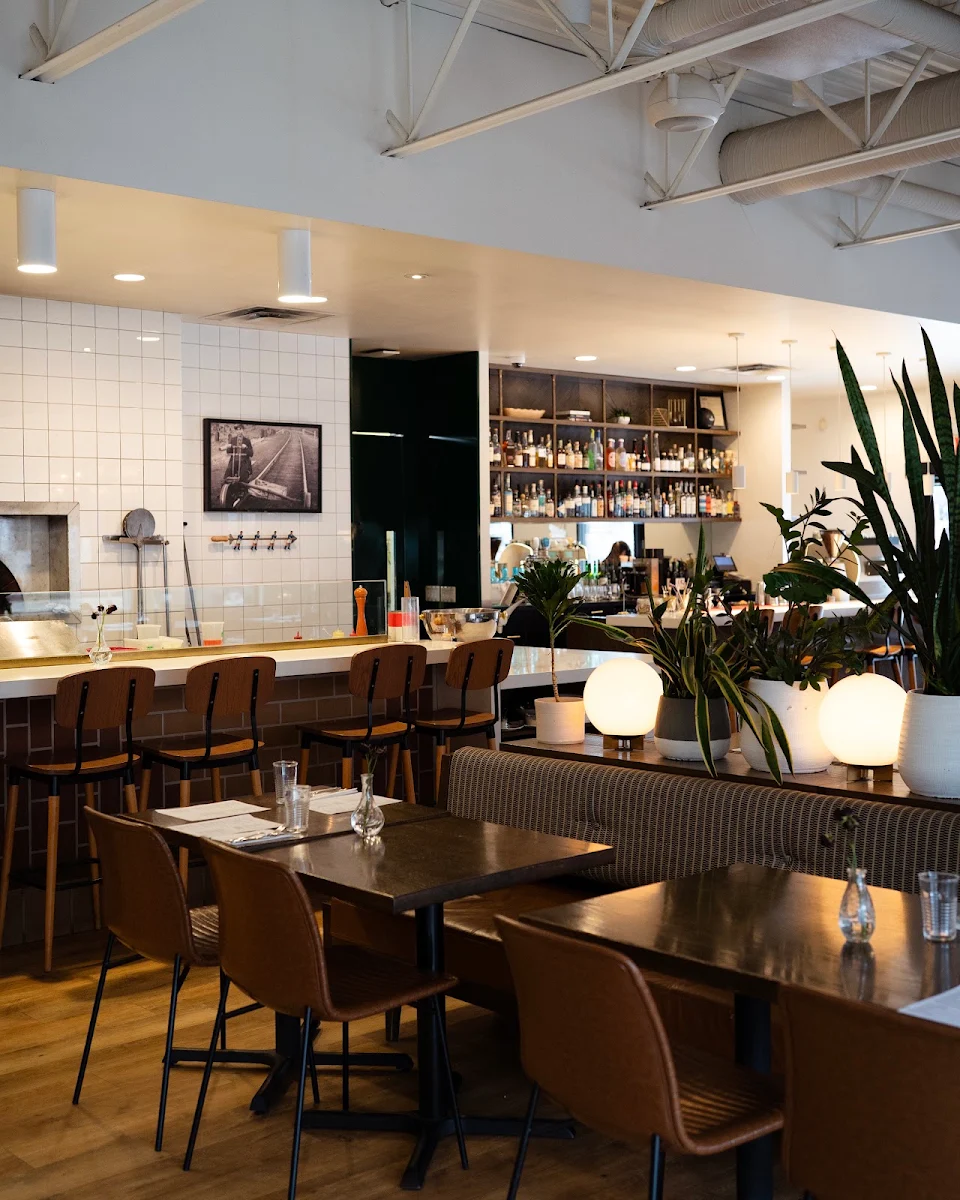 Vibe, Pizzeria Gusto