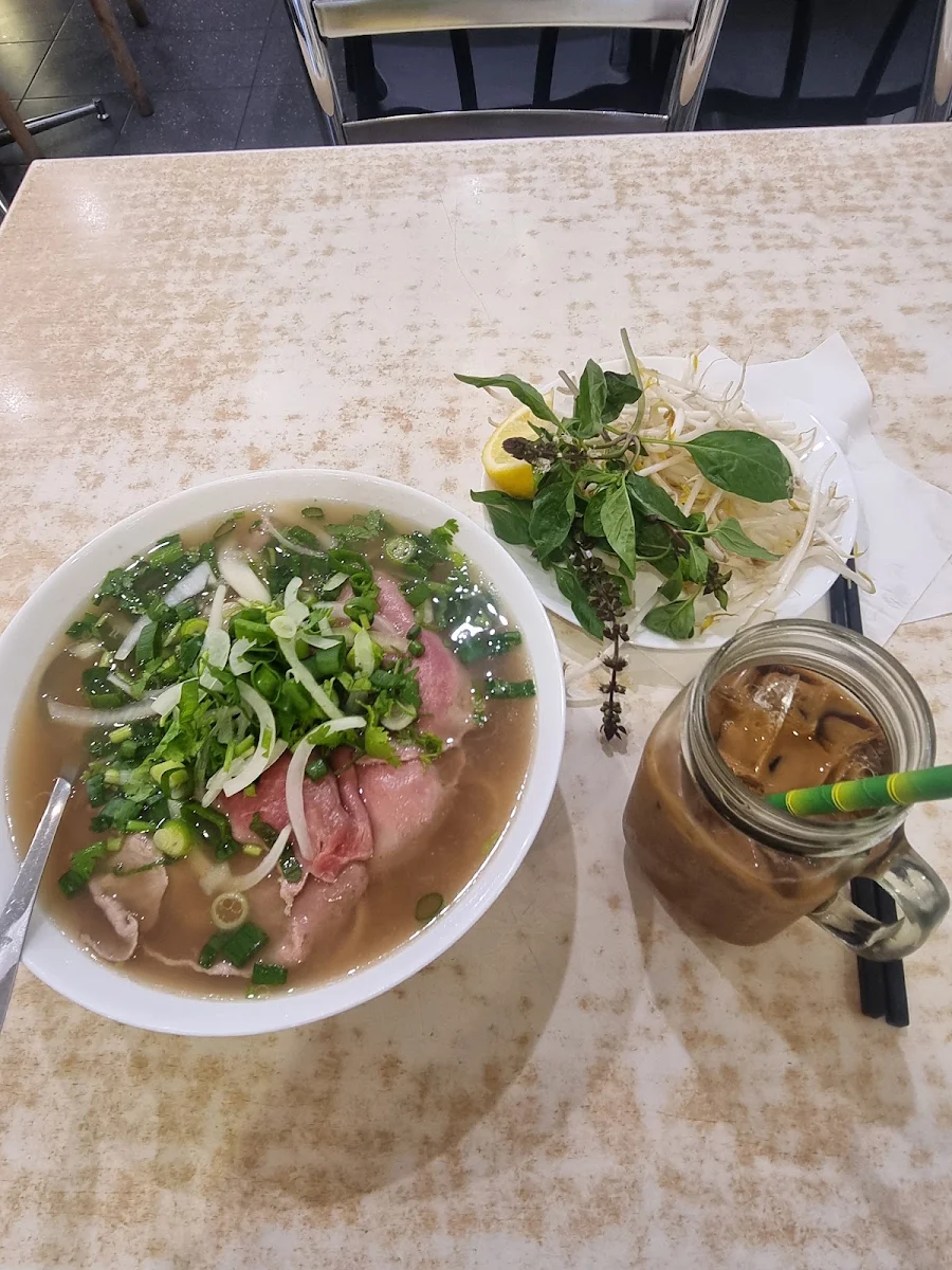 Food & drink, Hong Vietnamese Kitchen