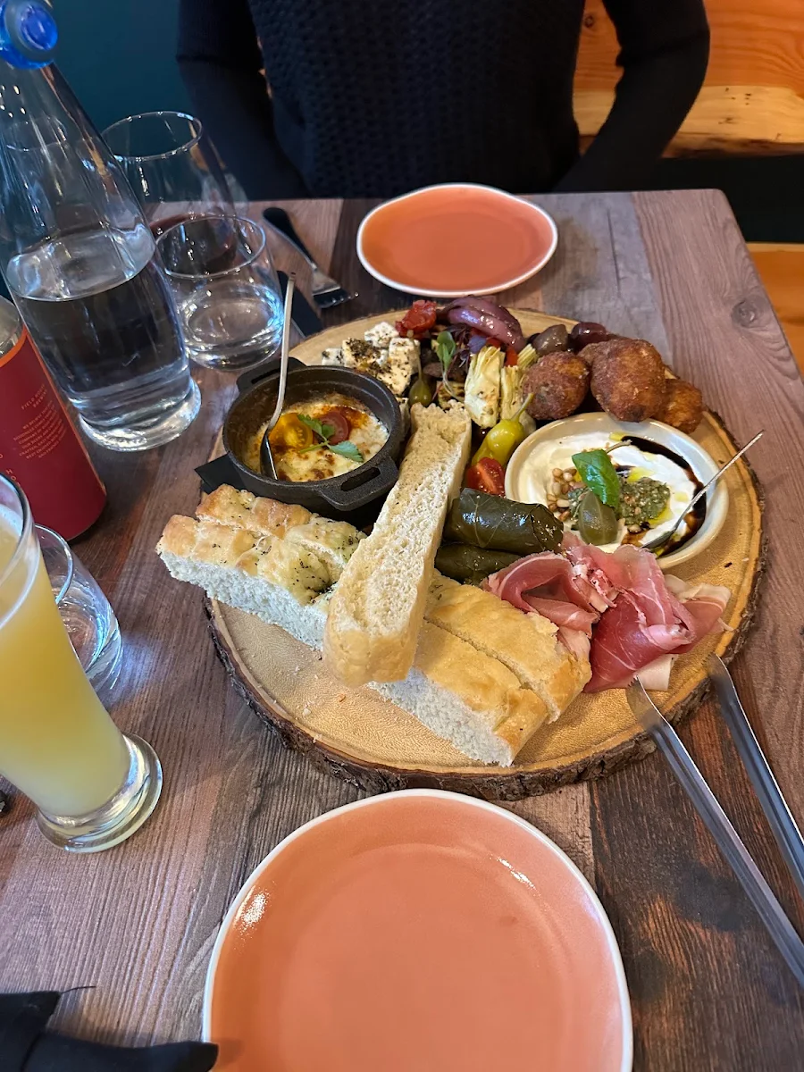 Food & drink, Bella Soriah
