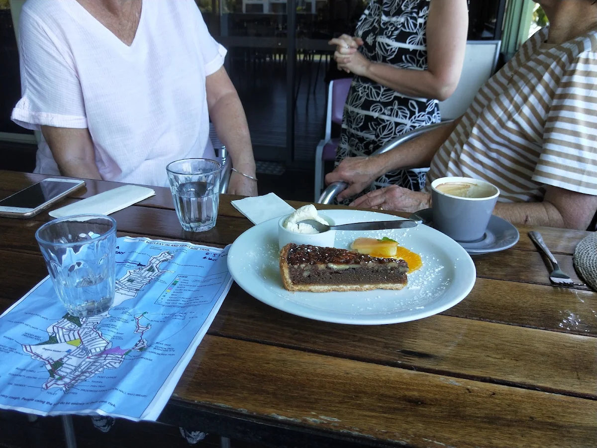 Food & drink, Waters' Edge Bistro