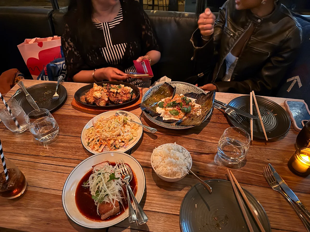 Food & drink, Luxsmith Restaurant + Bar