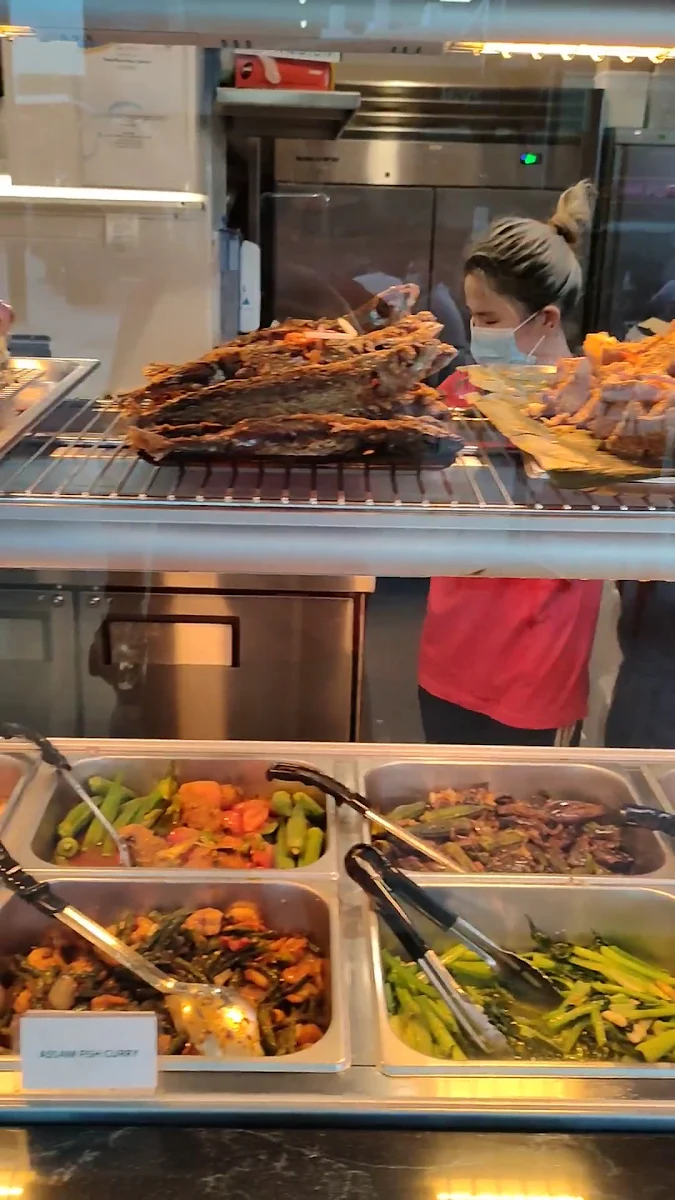 Vibe, Satay Boss 老椰子
