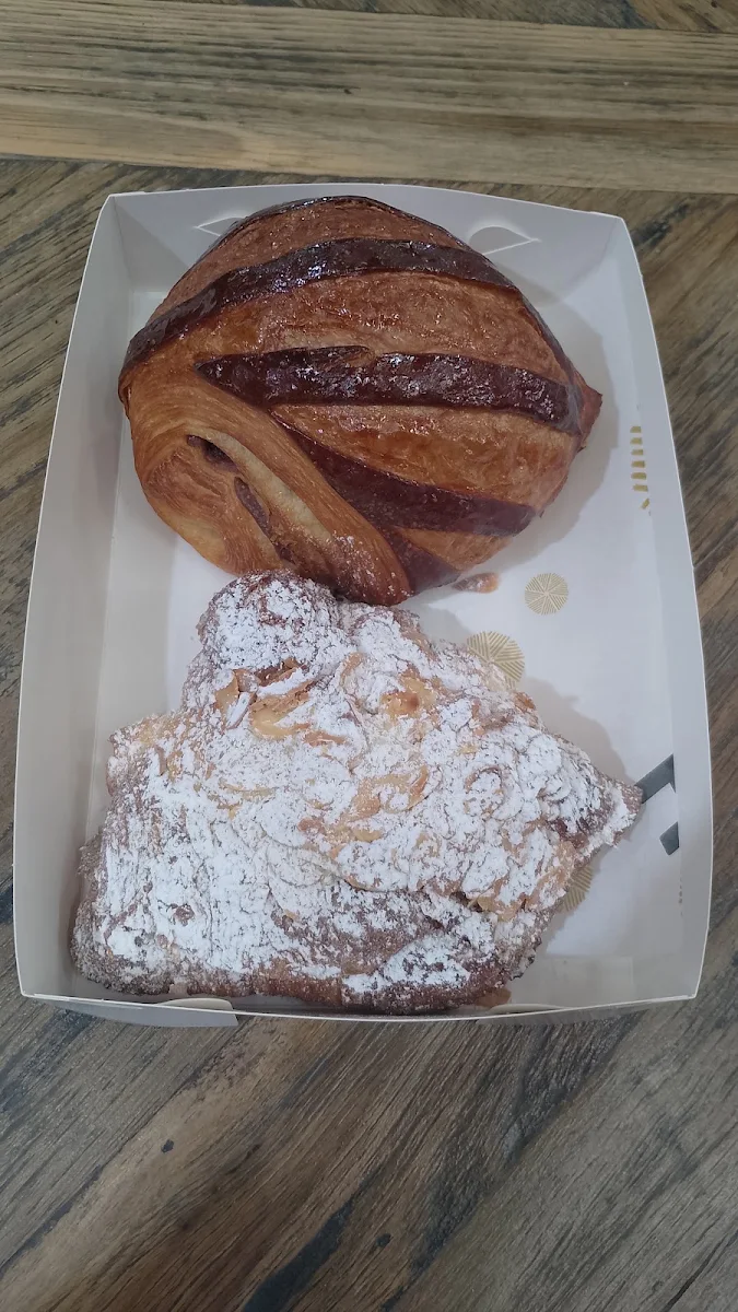 Food & drink, The Flour House Bakery