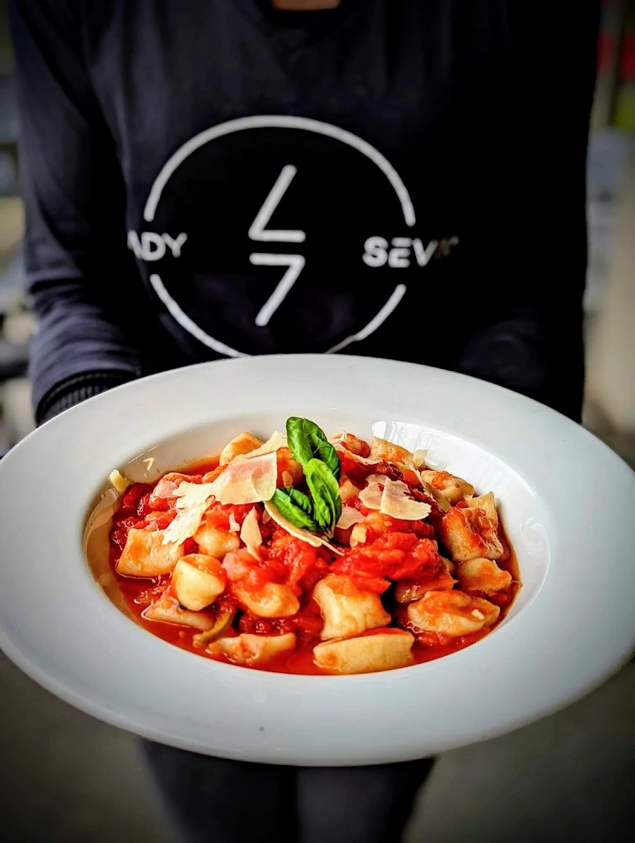 Food & drink, Lady Sevin