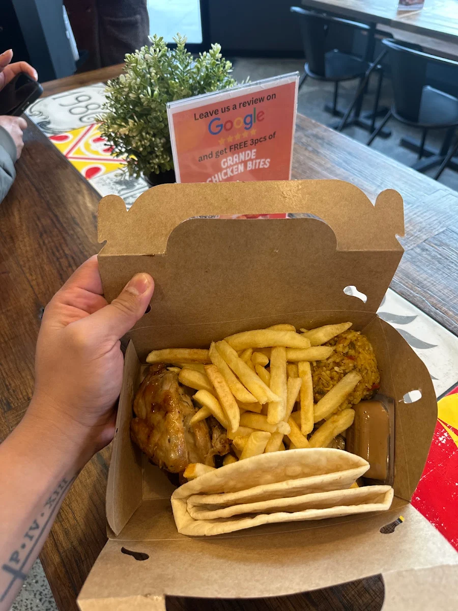 Food & drink, Oporto Penrith Drive Thru
