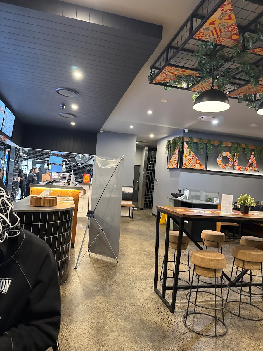 Vibe, Oporto Penrith Drive Thru