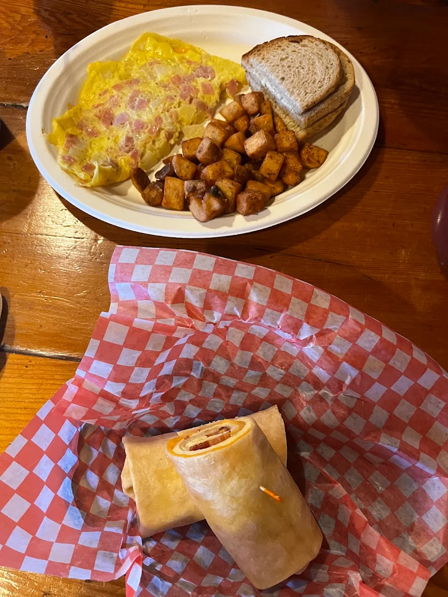 Food & drink, Hungry Bear Restaurant