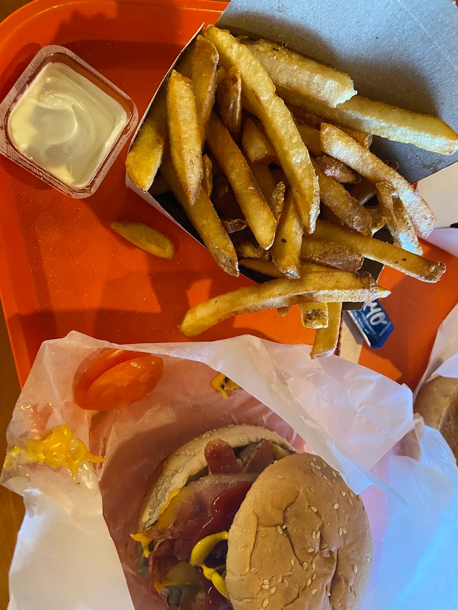 Food & drink, Hungry Bear Restaurant