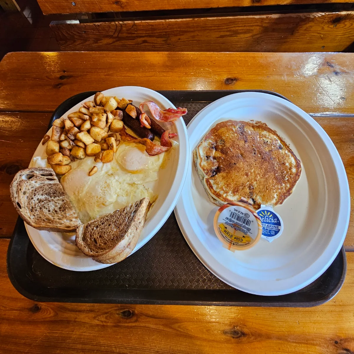 Food & drink, Hungry Bear Restaurant
