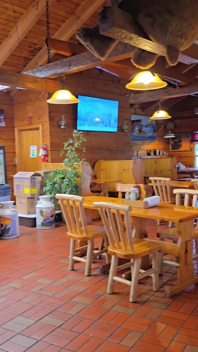 Vibe, Hungry Bear Restaurant