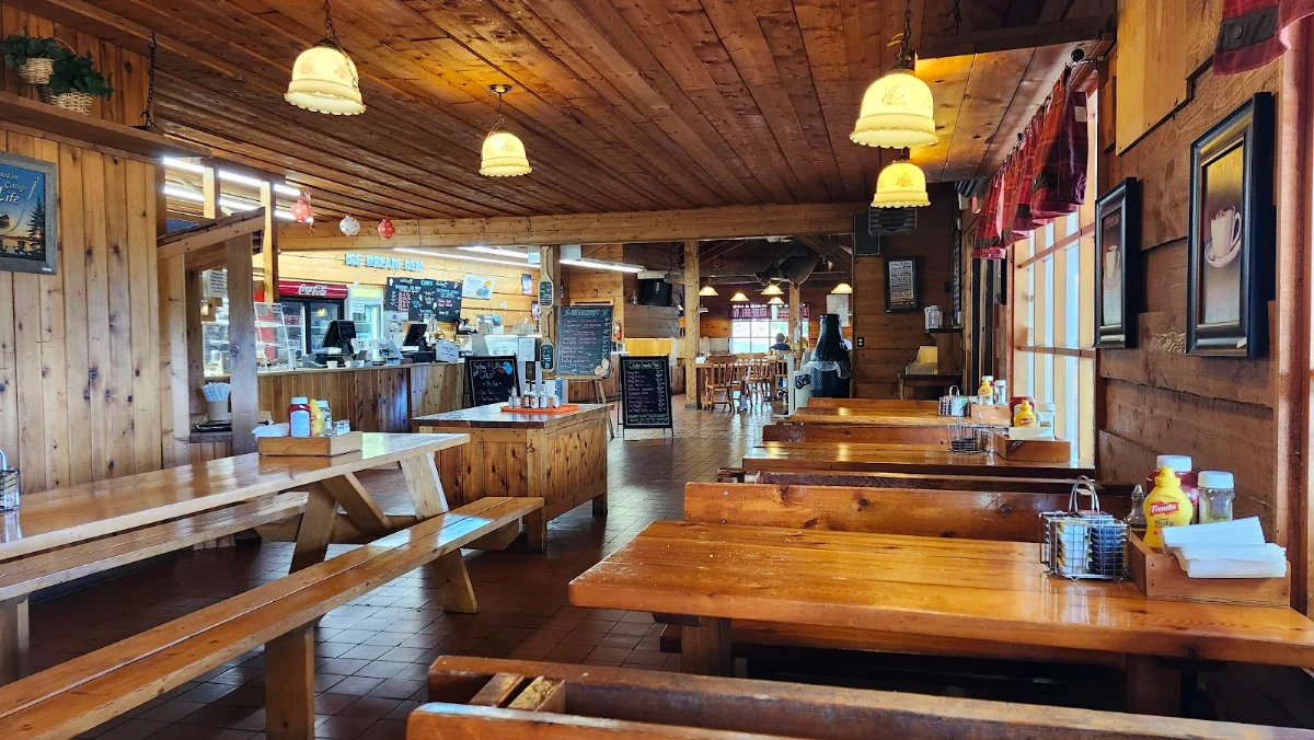 Vibe, Hungry Bear Restaurant