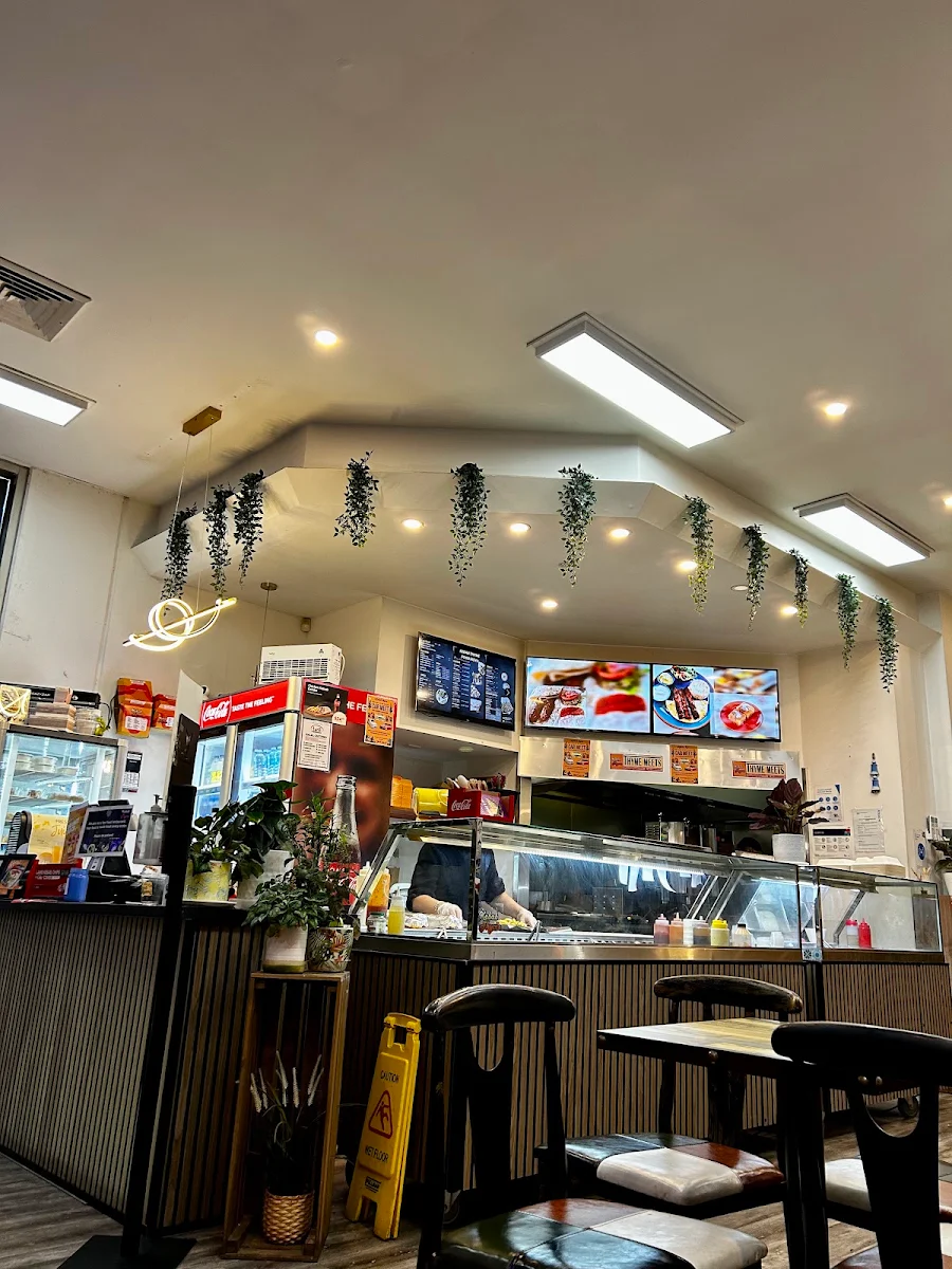 Vibe, Kebab Thyme