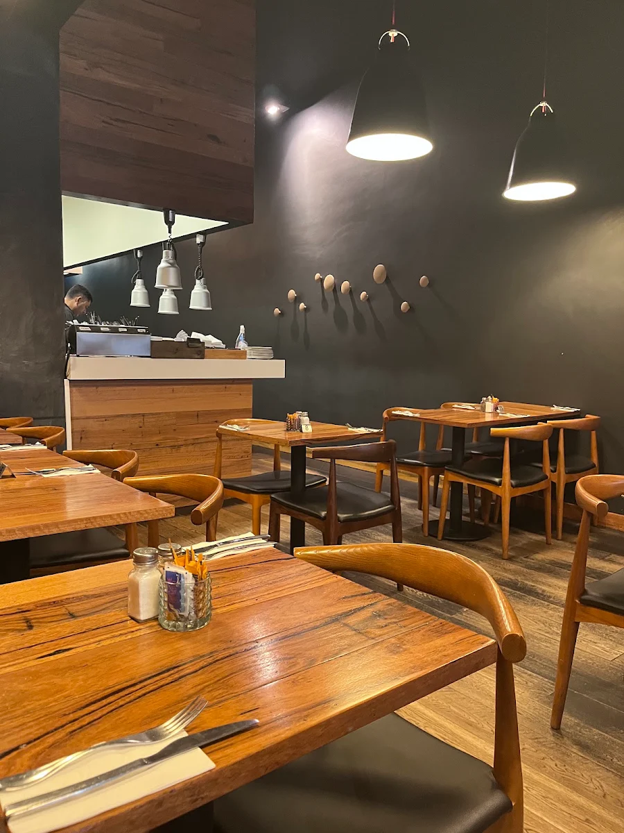 Vibe, The Nourish Eatery - Cafe & Restaurant Sunbury