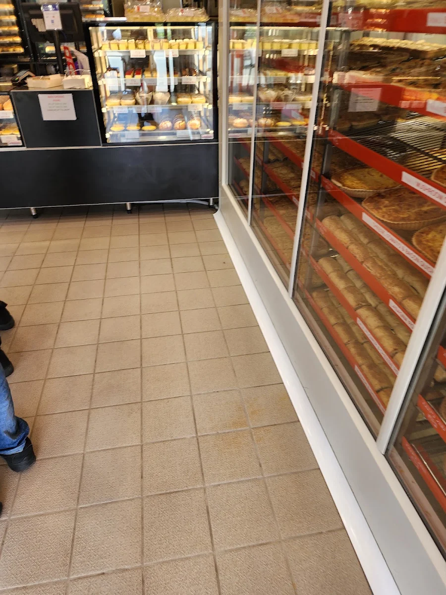 Vibe, Tony's Pies