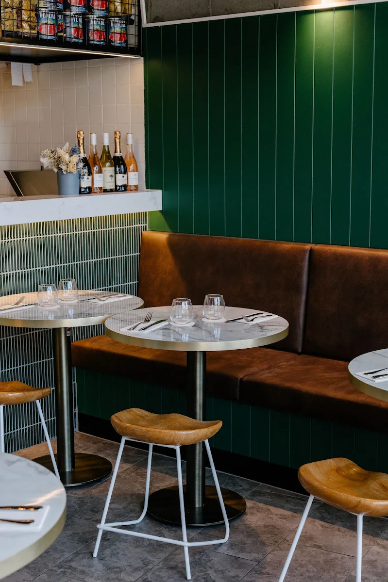 Vibe, In Forno Charlestown