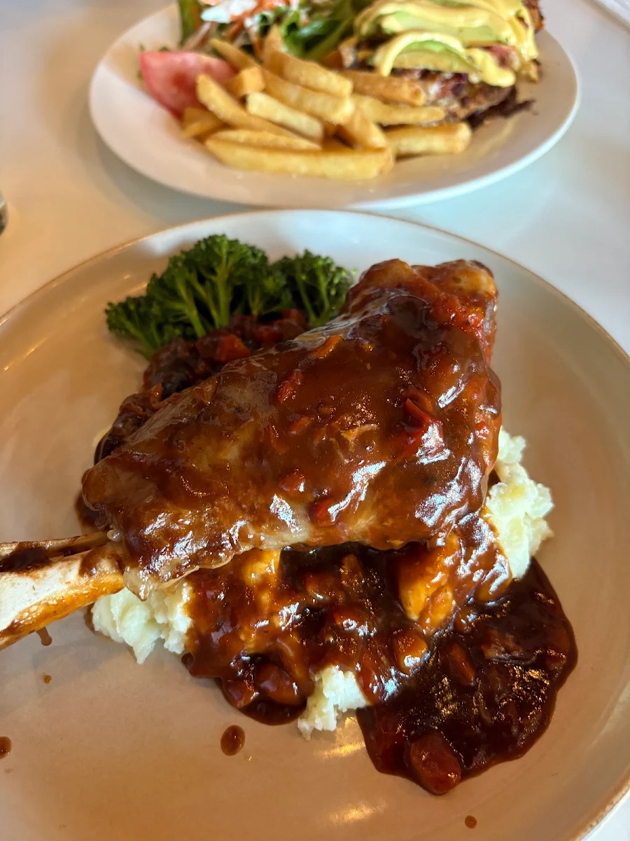 Food & drink, Oxley Tavern