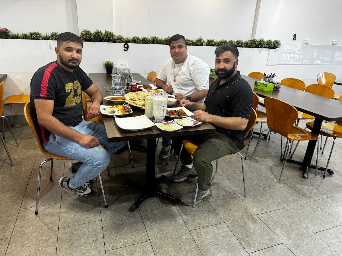 Vibe, Tolo Kabab House