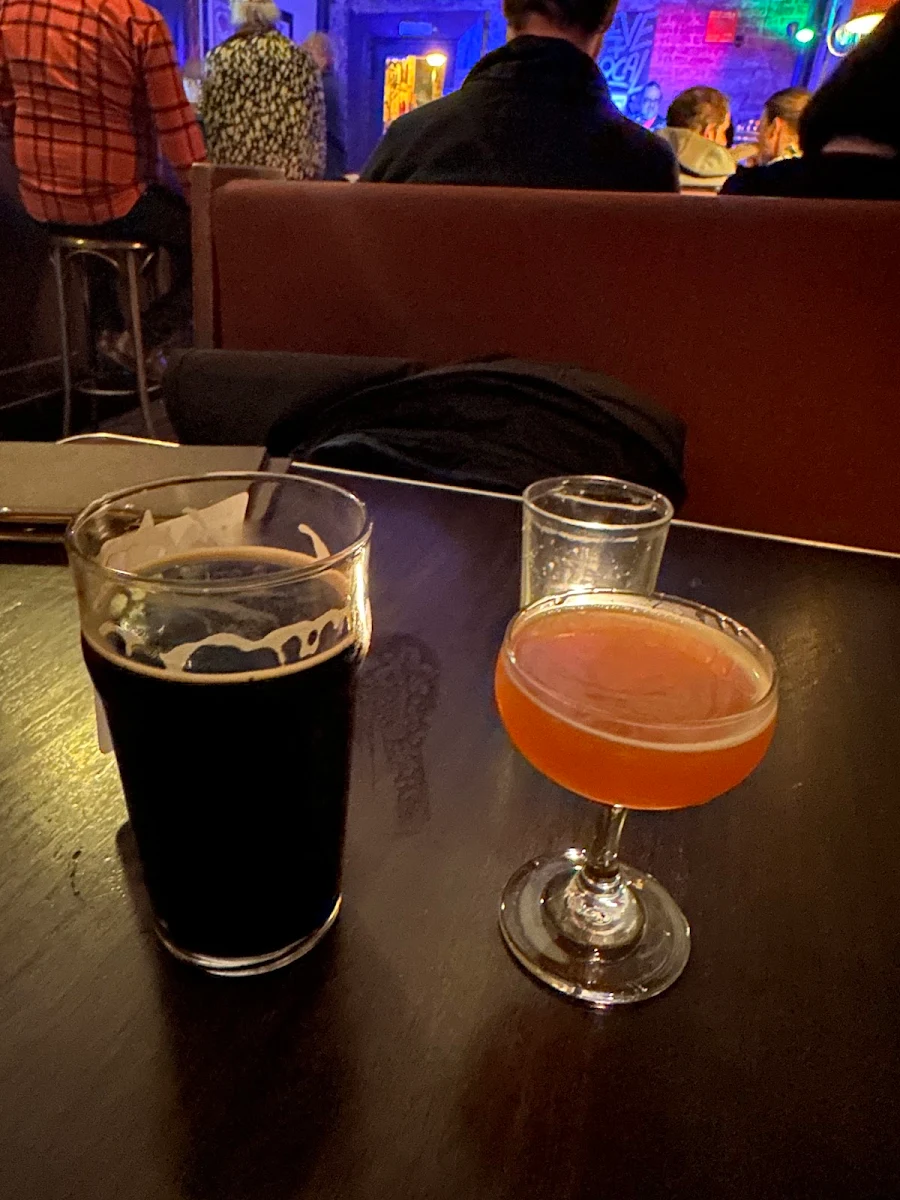 Food & drink, The Thornbury Local