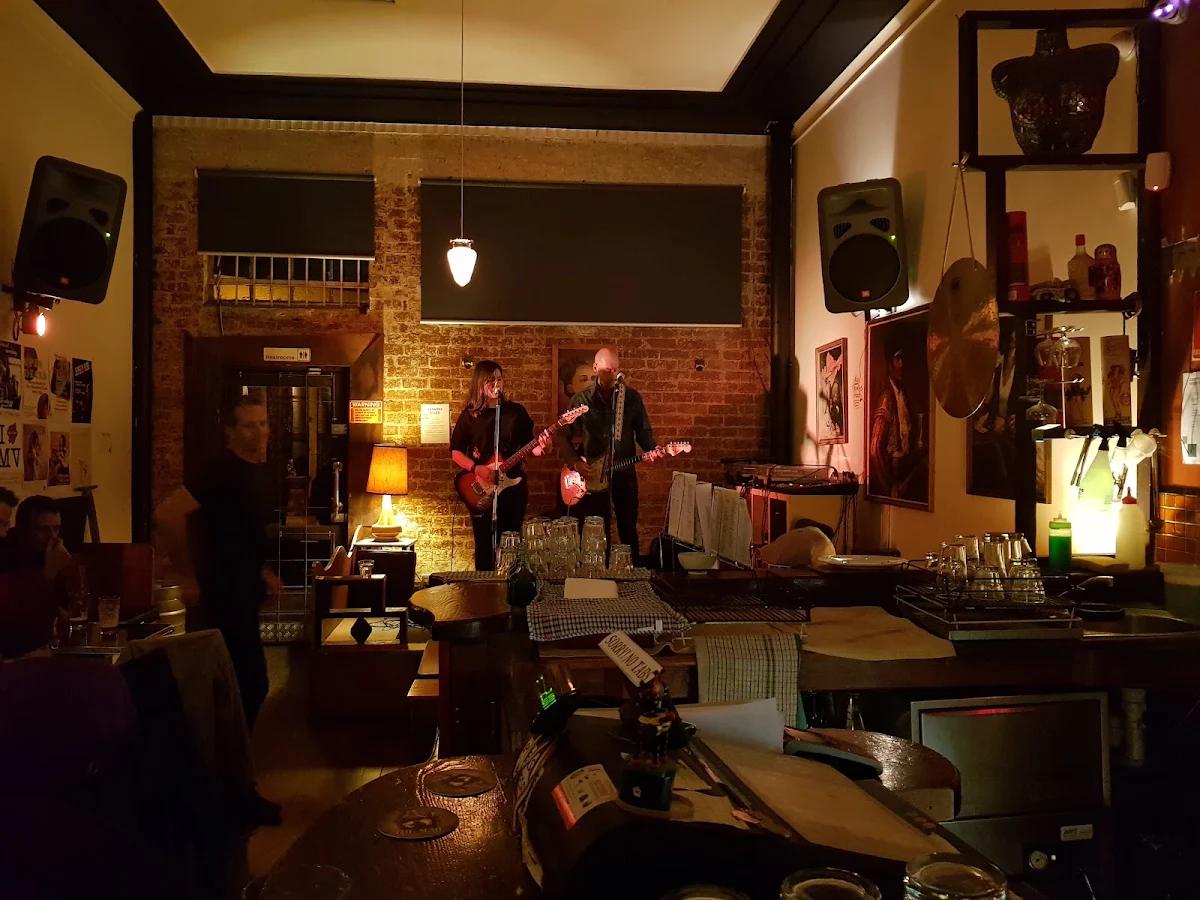 Vibe, The Thornbury Local