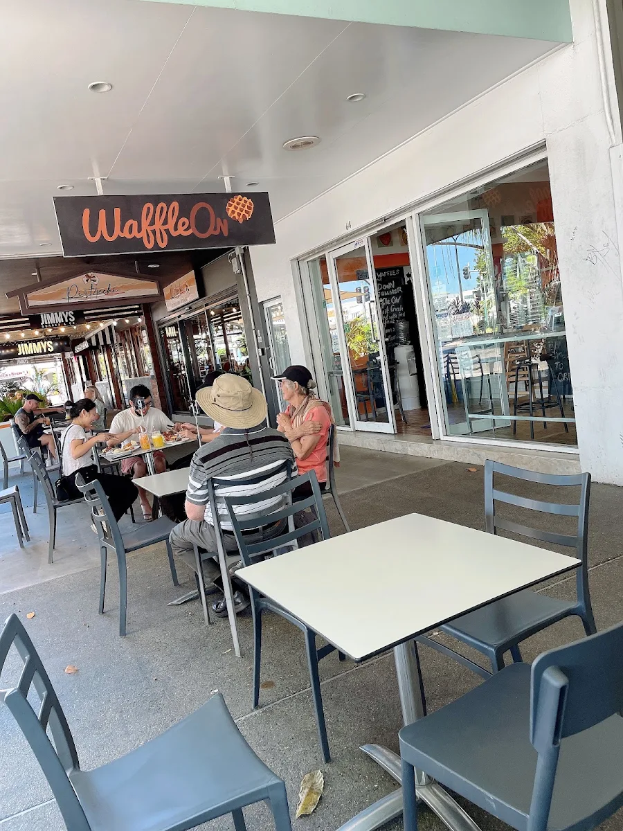 Vibe, Waffle On Cairns