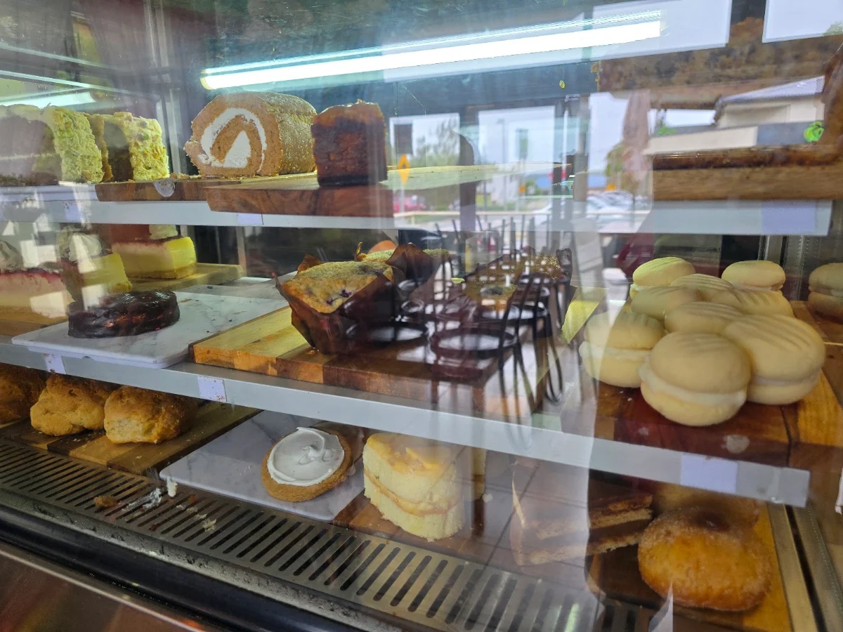 Vibe, Benny's Cafe Culburra Beach NSW