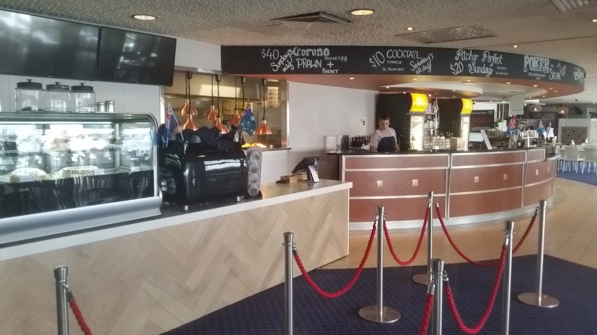 Vibe, Manly Harbour Boat Club