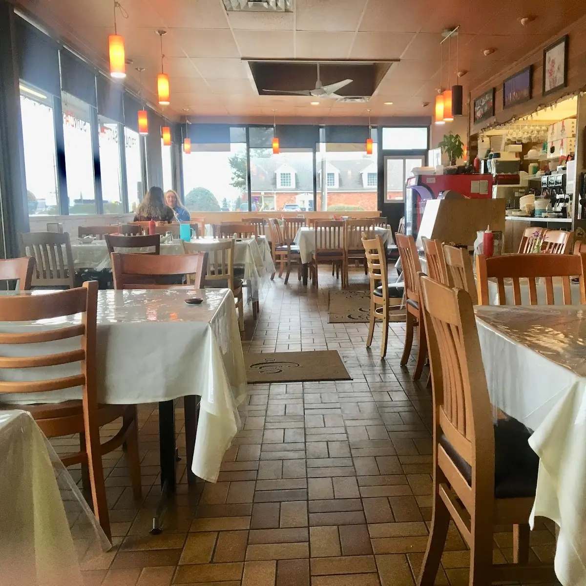 Vibe, Sal's Family Restaurant