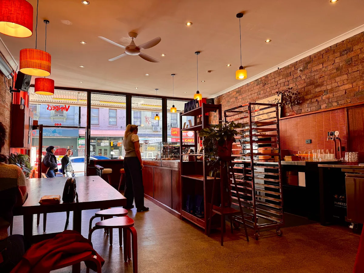 Vibe, Vandels Bakery