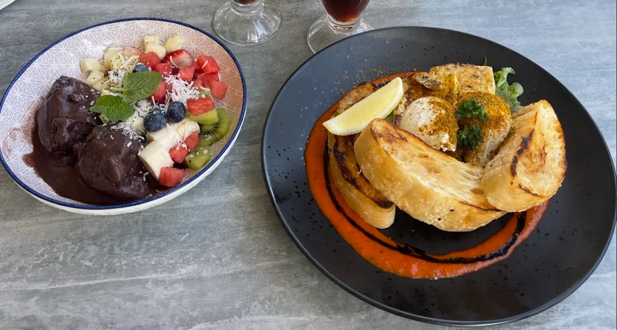 Food & drink, Two Teaspoons Cafe & Restaurant