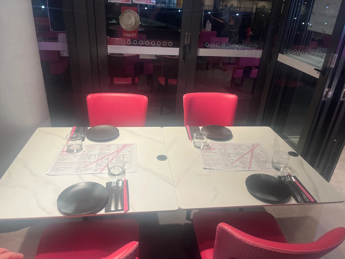 Vibe, Pink Chopstix