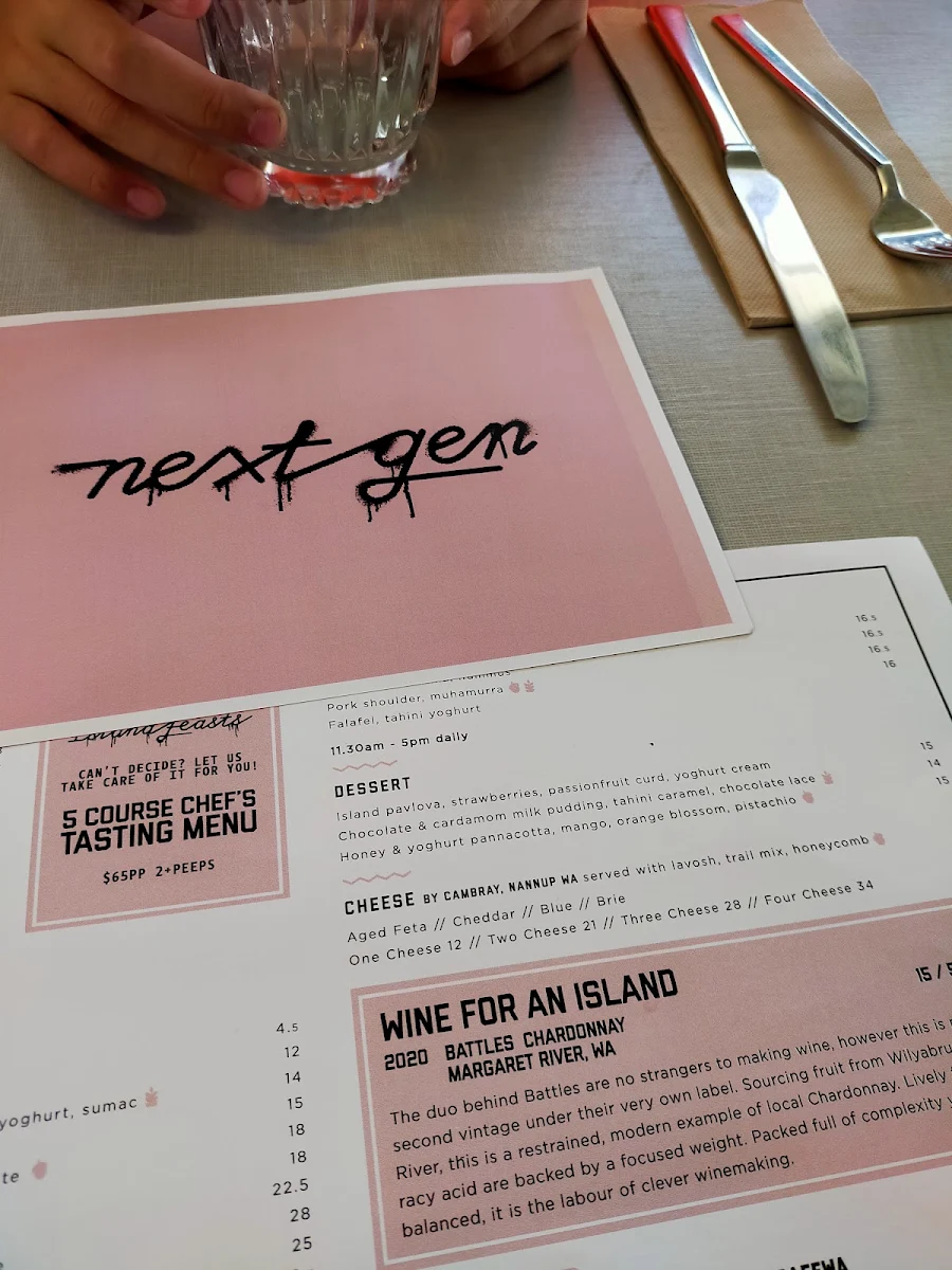 Menu, Island Market Trigg