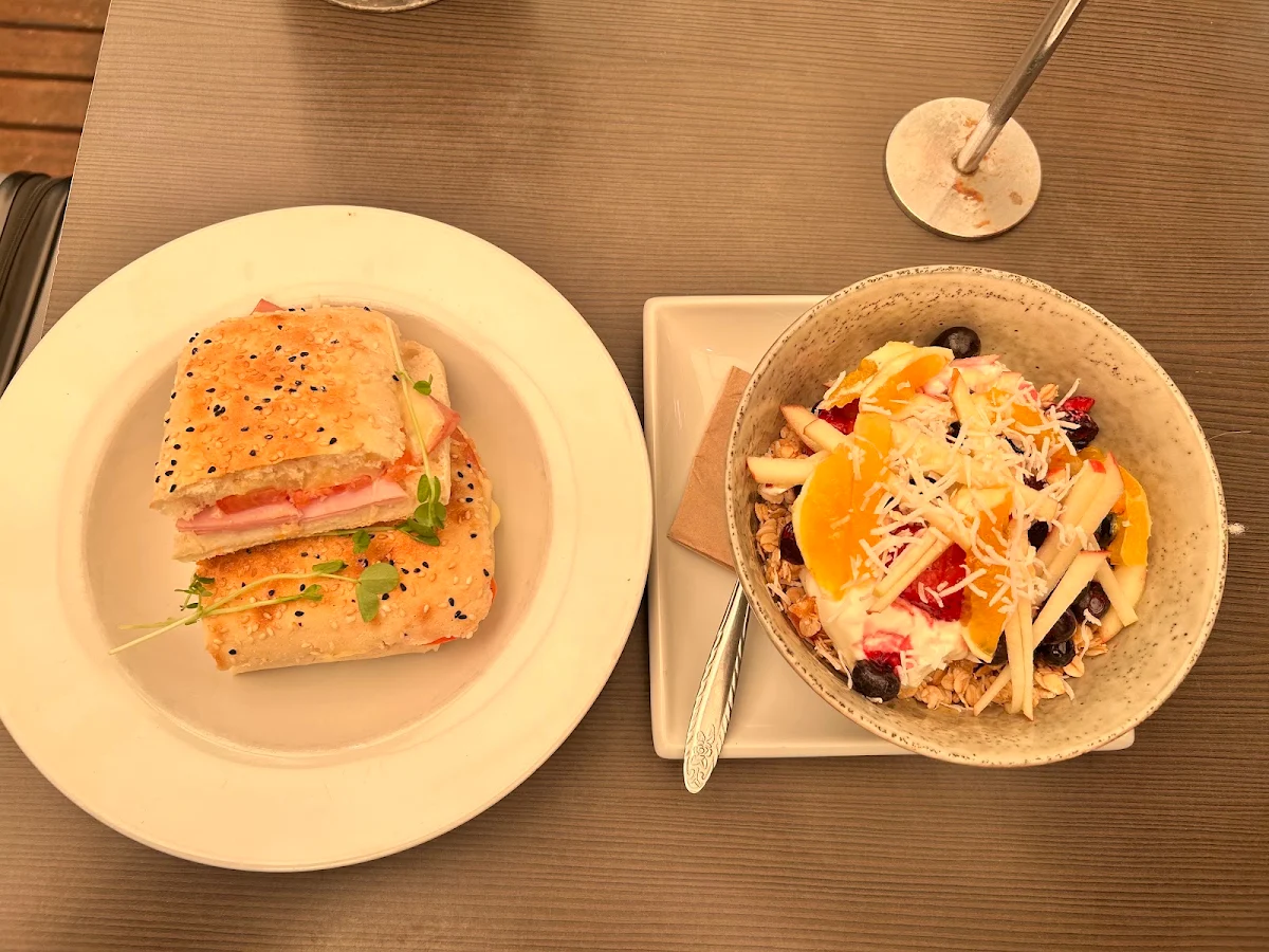 Food & drink, The Tea Club Cafe