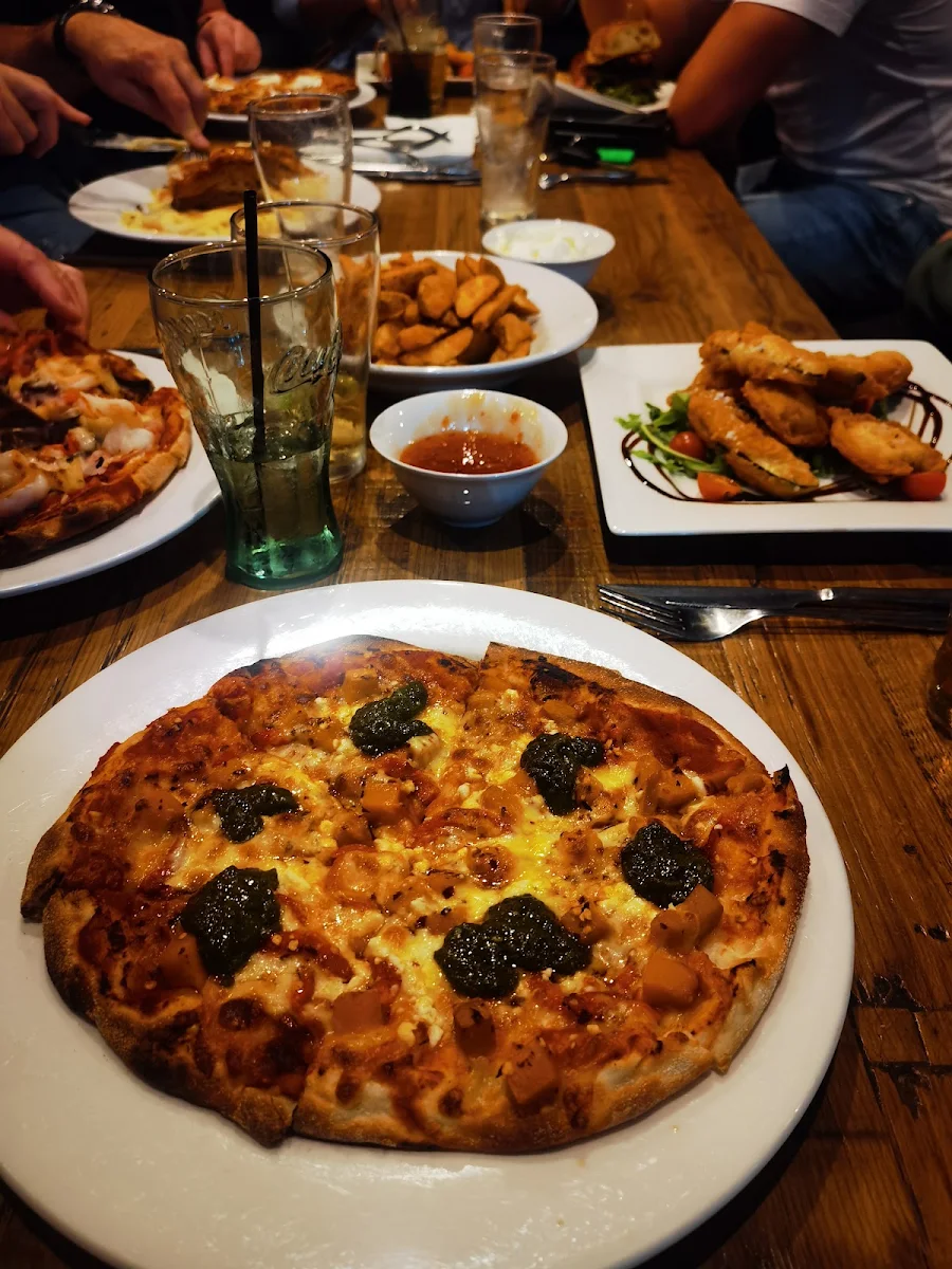 Food & drink, The Office Wine Bar & Lounge