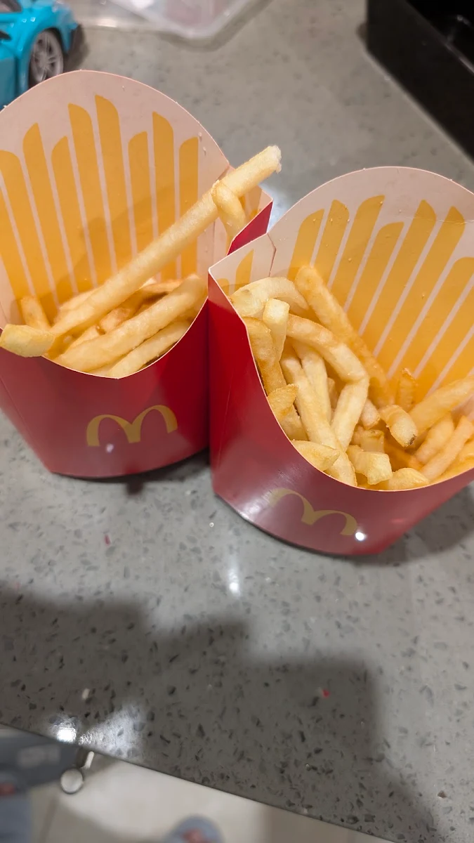 Food & drink, McDonald's Elizabeth Shopping Centre