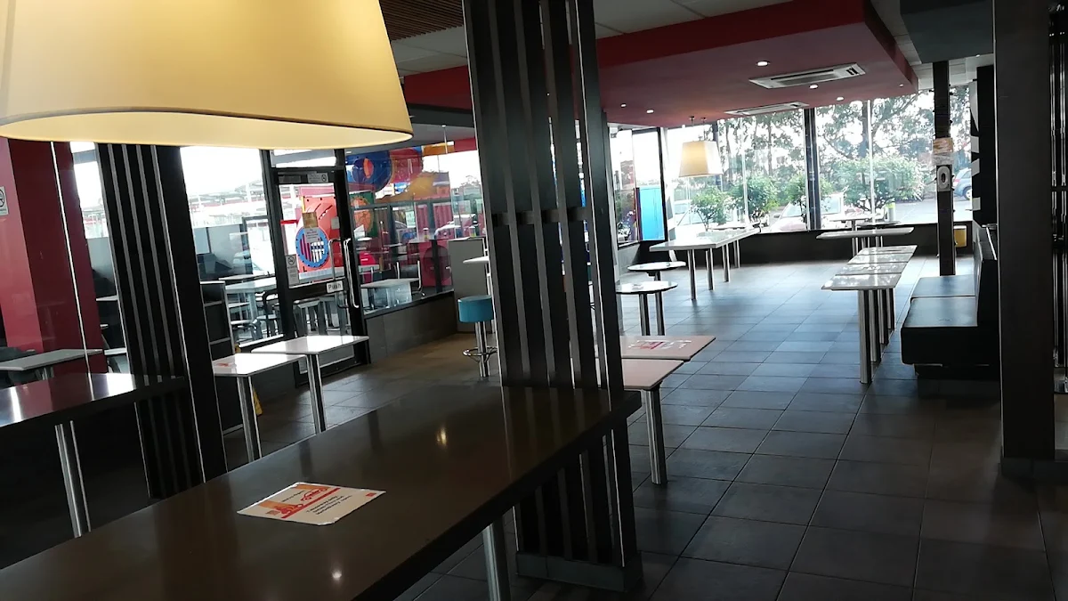 Vibe, McDonald's Elizabeth Shopping Centre