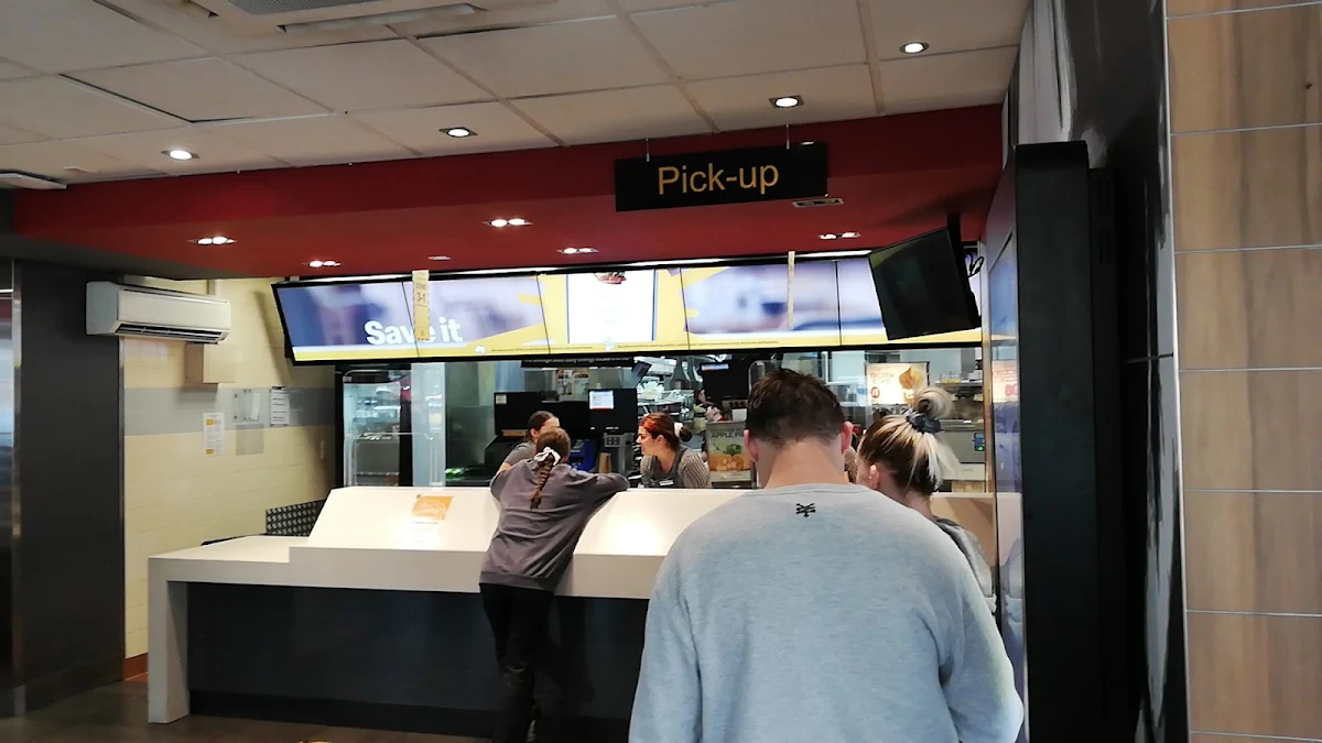 Vibe, McDonald's Elizabeth Shopping Centre