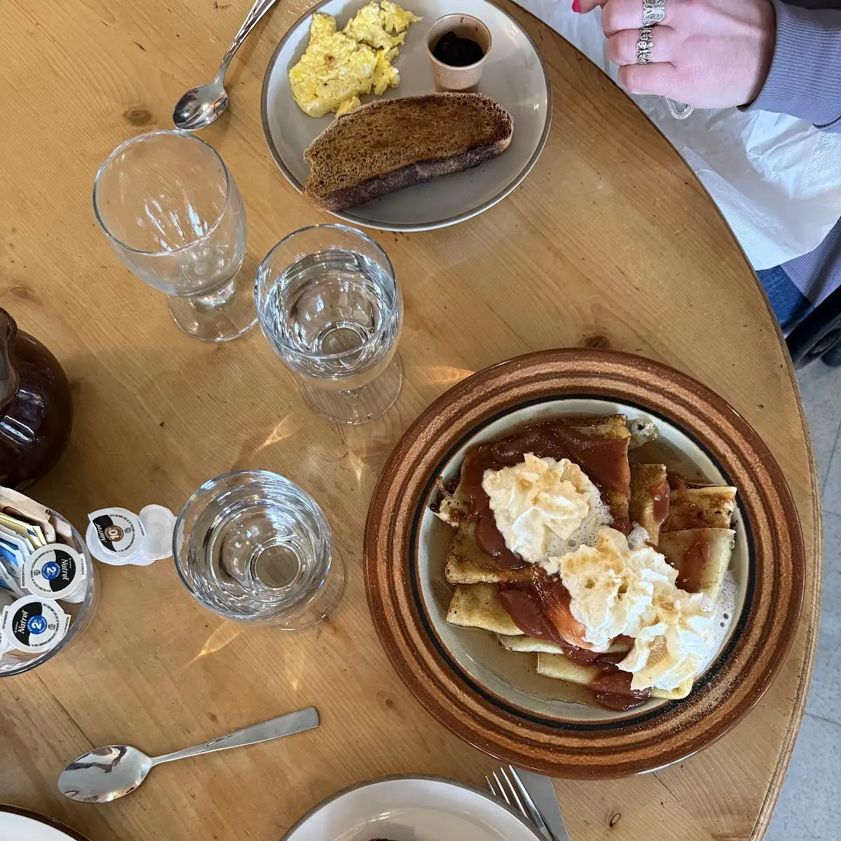 Food & drink, Chez Matante