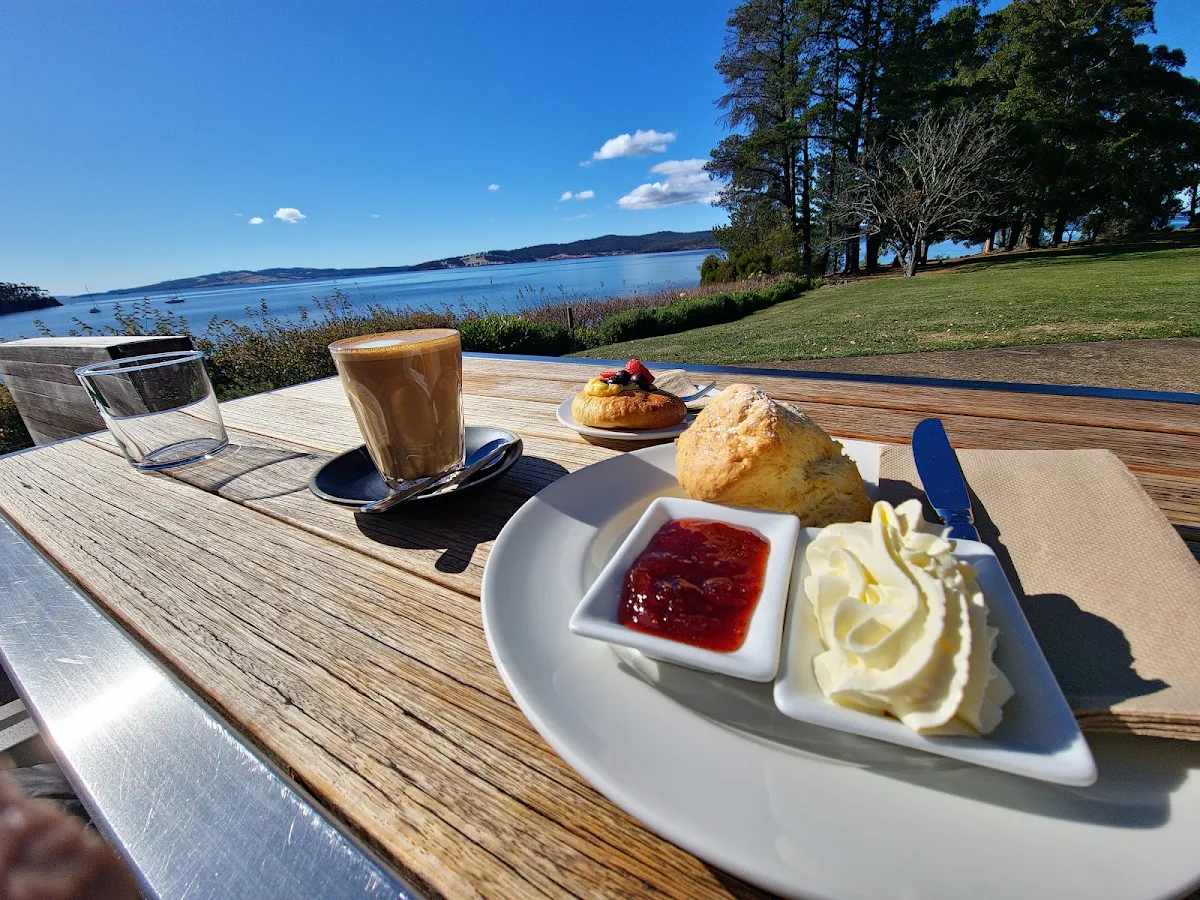 Food & drink, Peppermint Bay & Peppermint Bay Cruises